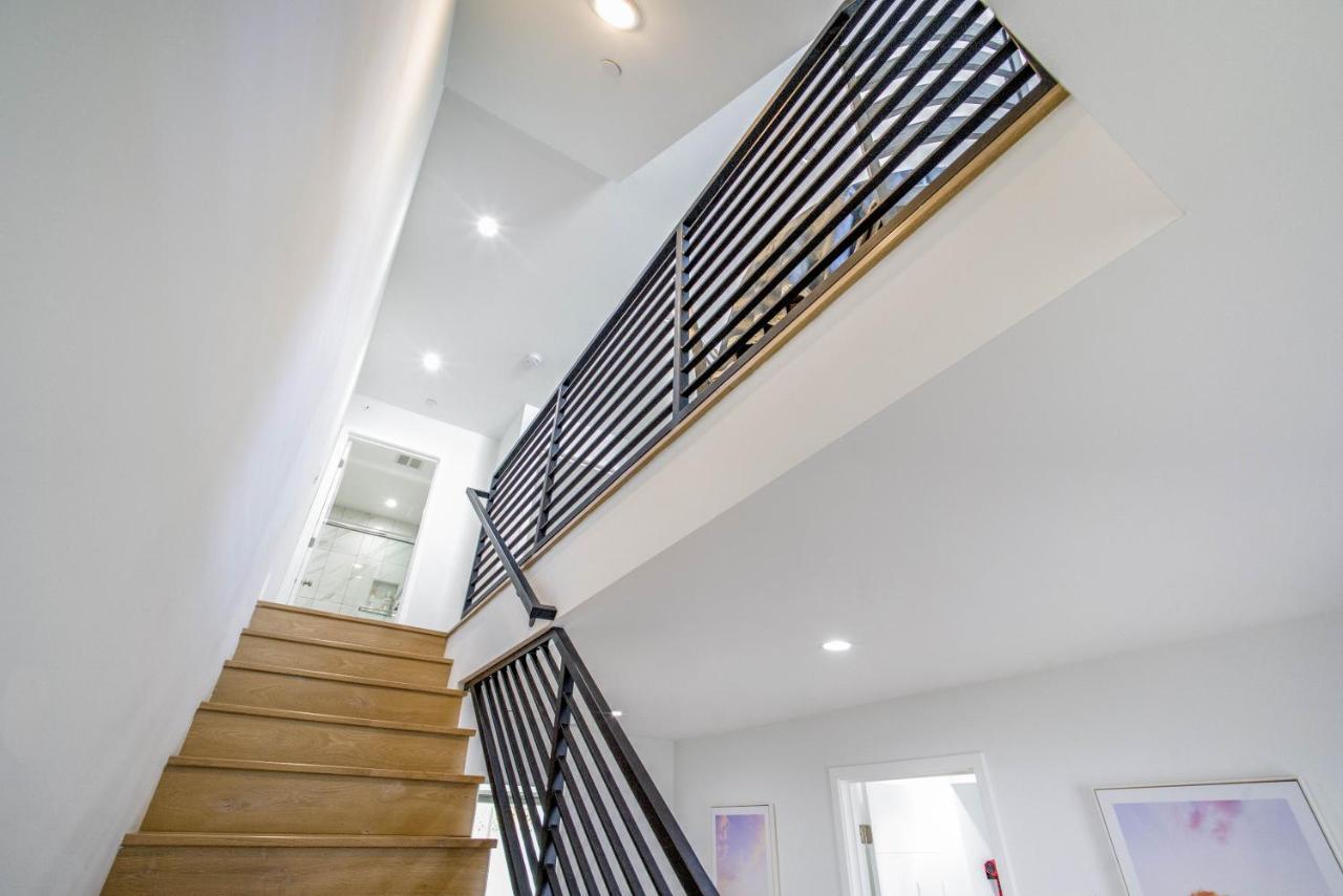 Modern Apartment In Studio City ลอสแอนเจลิส ภายนอก รูปภาพ