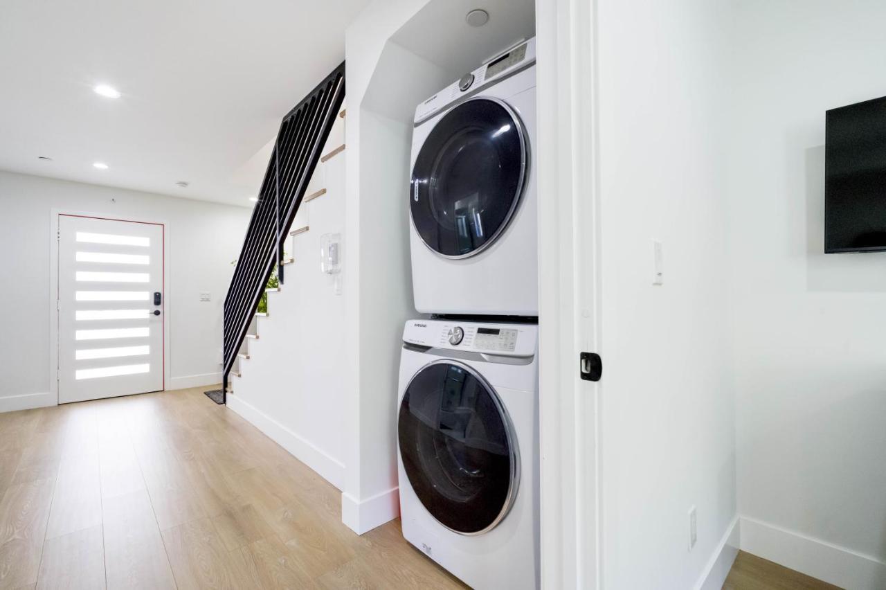Modern Apartment In Studio City ลอสแอนเจลิส ภายนอก รูปภาพ